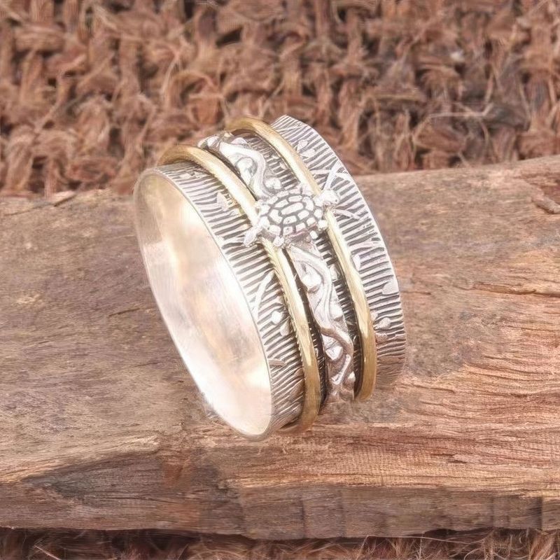Rustic Turtle Spinner Ring with Nature-Inspired Bohemian Style