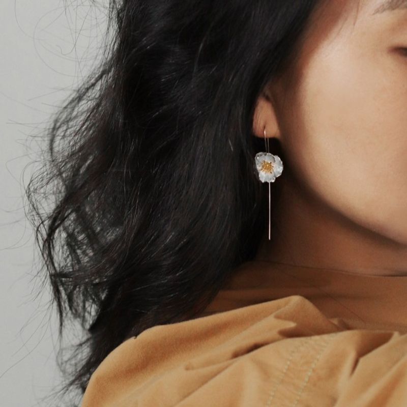 Leaf Drop Earrings Gold Silver Dangle Jewelry