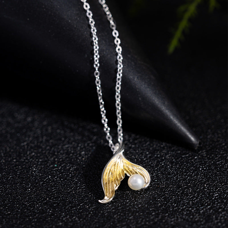 Mermaid Tail Pearl Necklace – Ocean-Inspired Elegance