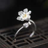 Blossom & Fruit Ring – Symbol of Renewal