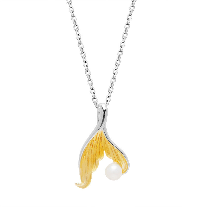 Mermaid Tail Pearl Necklace – Ocean-Inspired Elegance