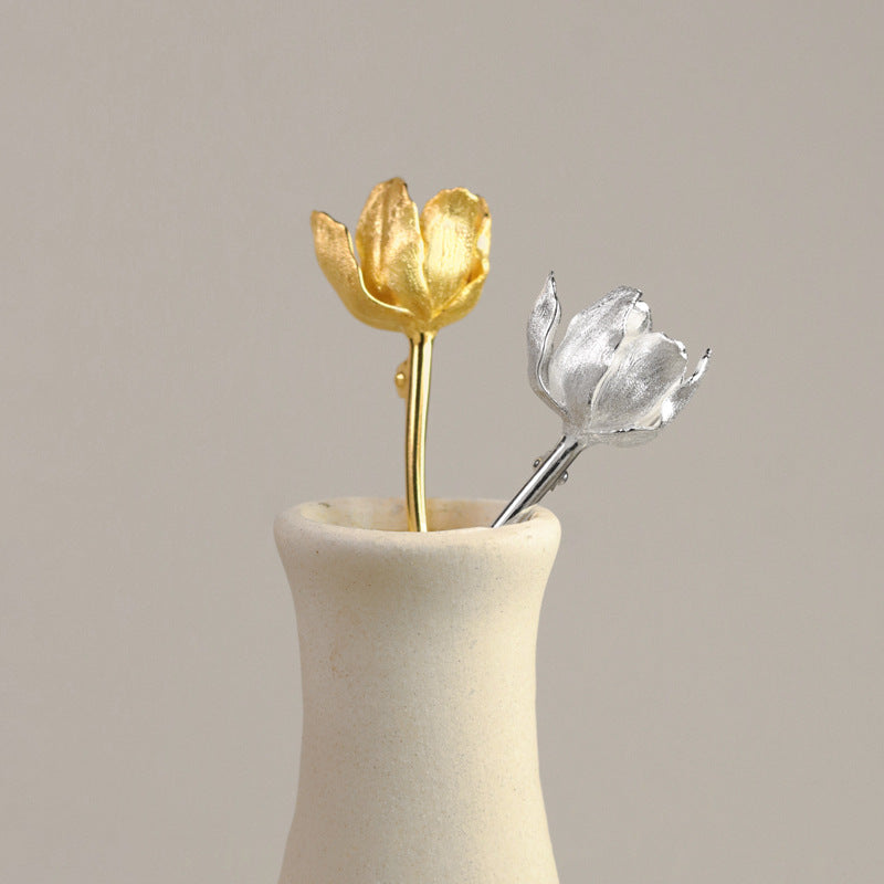 Tulip Bloom Brooch – Elegant Botanical Magic