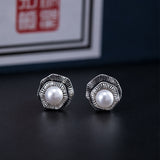 Vintage Pearl Flower Stud Earrings for Natural Elegance