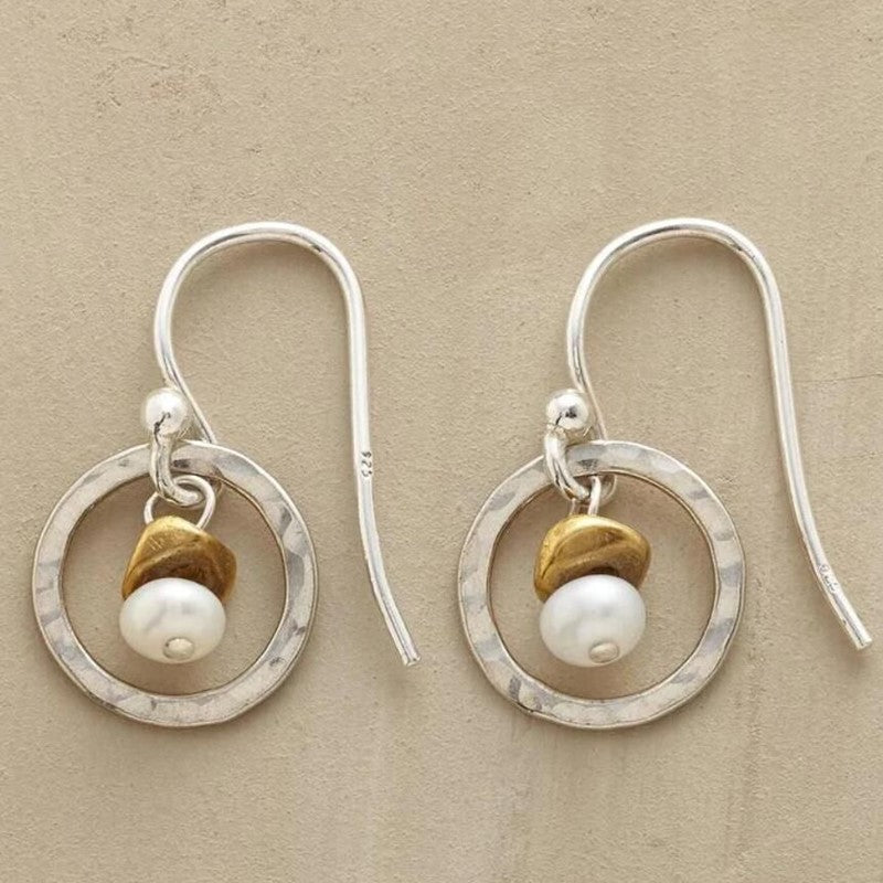 Mystic Circle Earrings with Pearl and Golden Harmony Stone