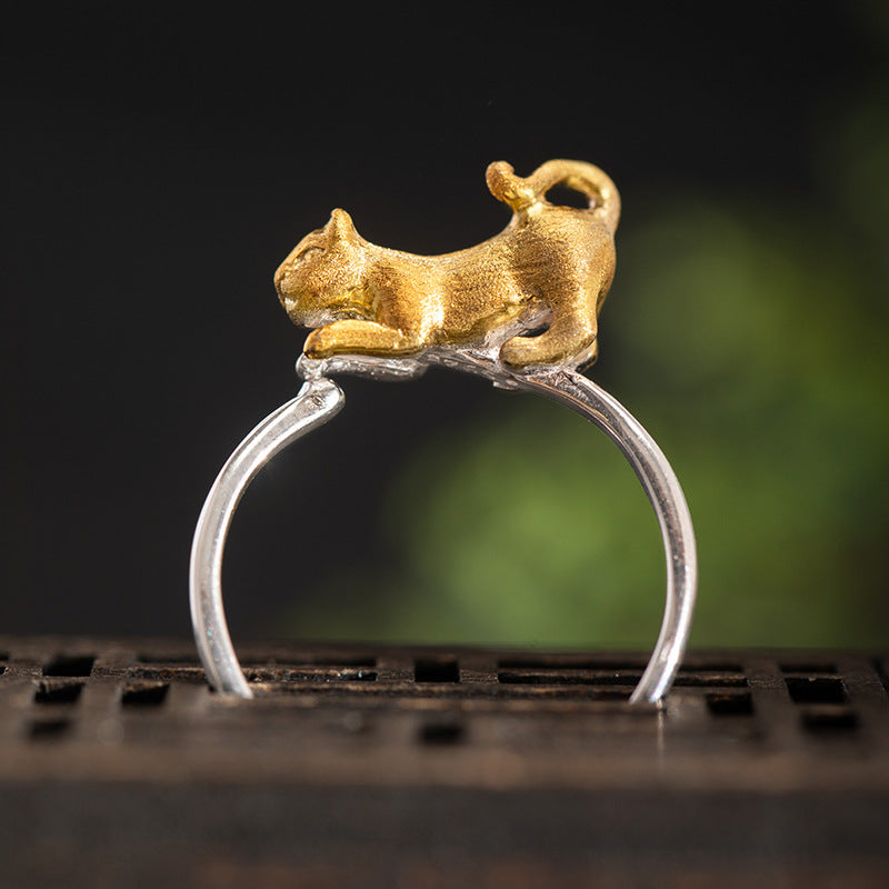 Golden Cat Spirit Ring for Playful Charm and Energy