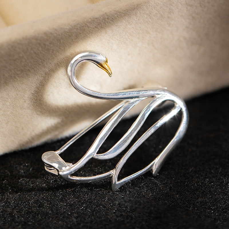 Elegant Swan Hair Clip – Minimalist Nature-Inspired Accessory