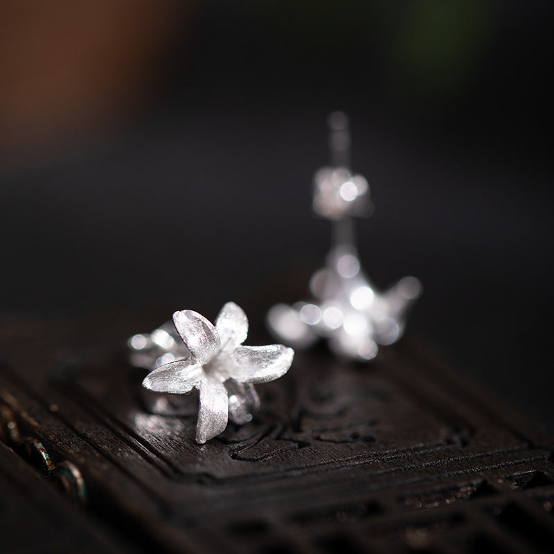 Lily Flower Stud Earring – Sterling Silver Botanical Jewelry
