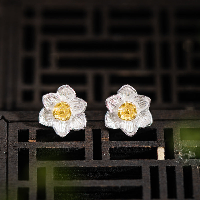 Crystal Daffodil Flower Stud Earrings for Renewal Energy