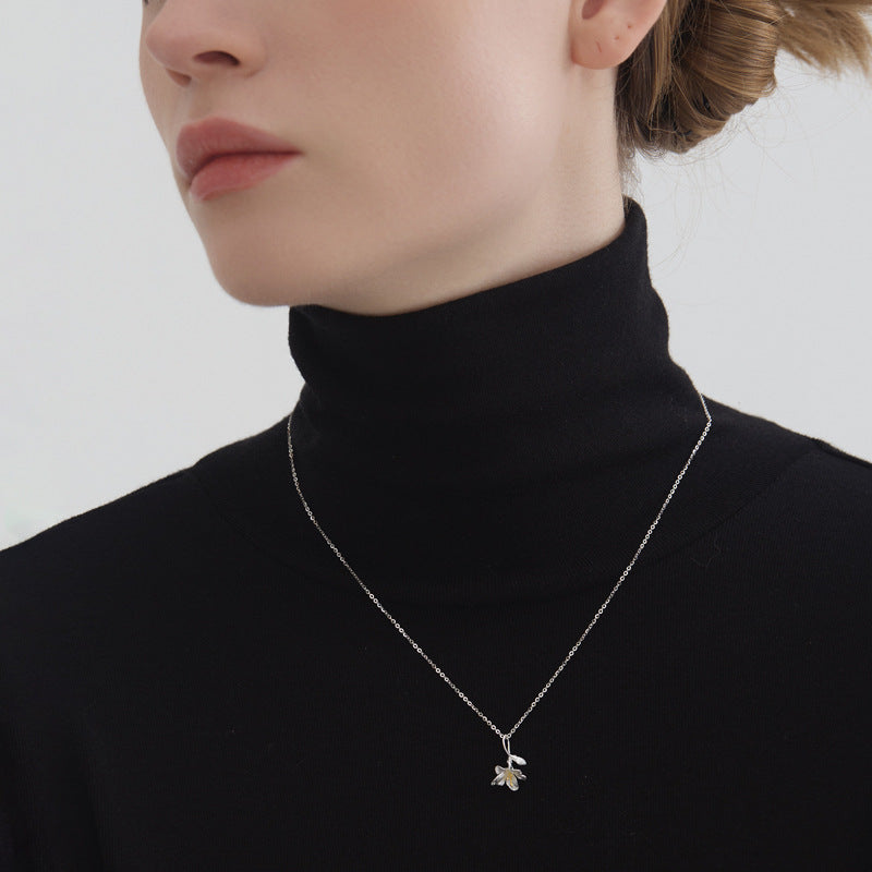Floral Pendant Necklace in Gold and Silver