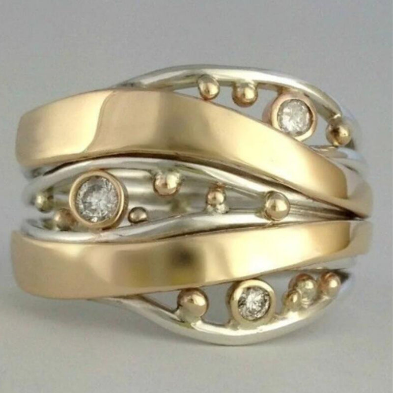 Celestial Gold Wave Ring with Sparkling Stars
