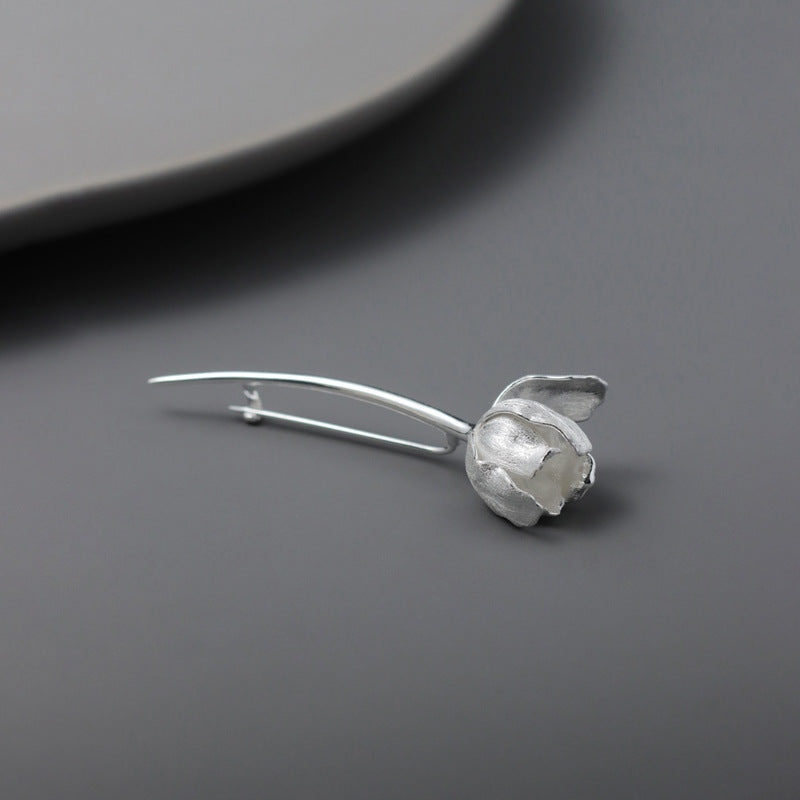 Tulip Bloom Brooch – Elegant Botanical Magic