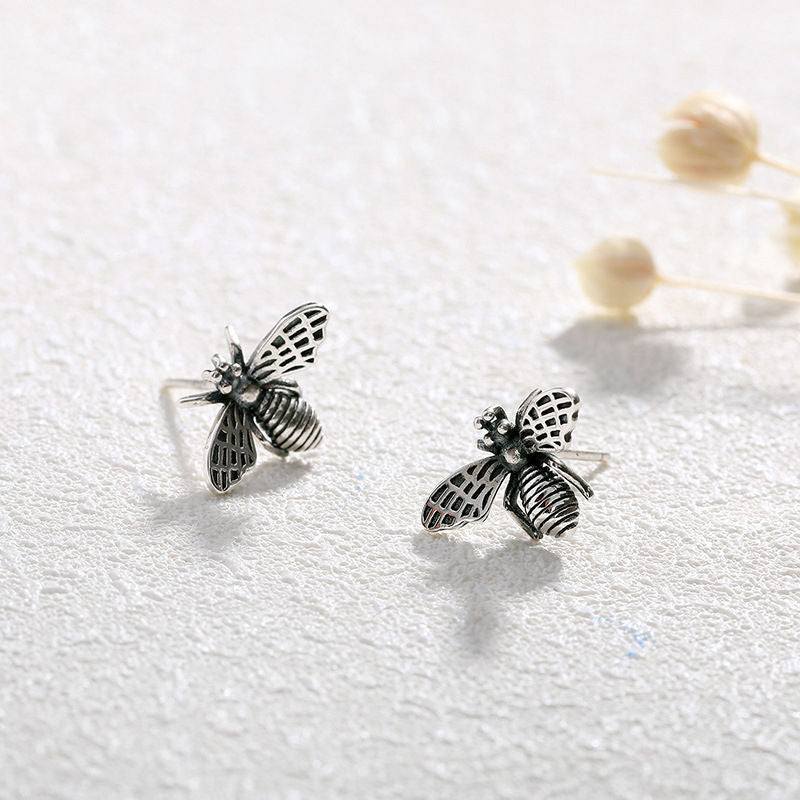 Vintage Bohemian Bee Earrings with Nature Inspired Insect Design