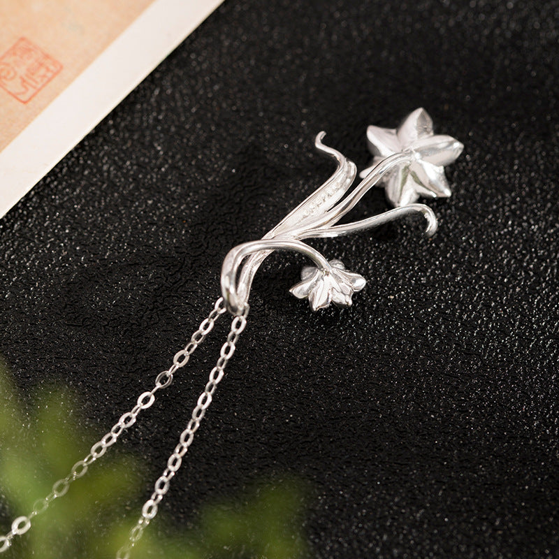 Blooming Spirit Flower Pendant Necklace in Silver