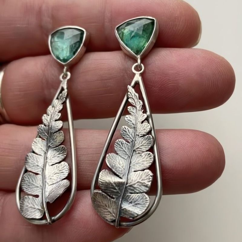Elegant Leaf Drop Earrings with Green Gemstone Nature Design