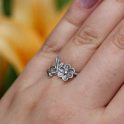 Branch Blossom Ring with Rustic Nature-Inspired Design