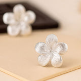 Handmade Silver Flower Stud Earrings – Nature-Inspired Beauty