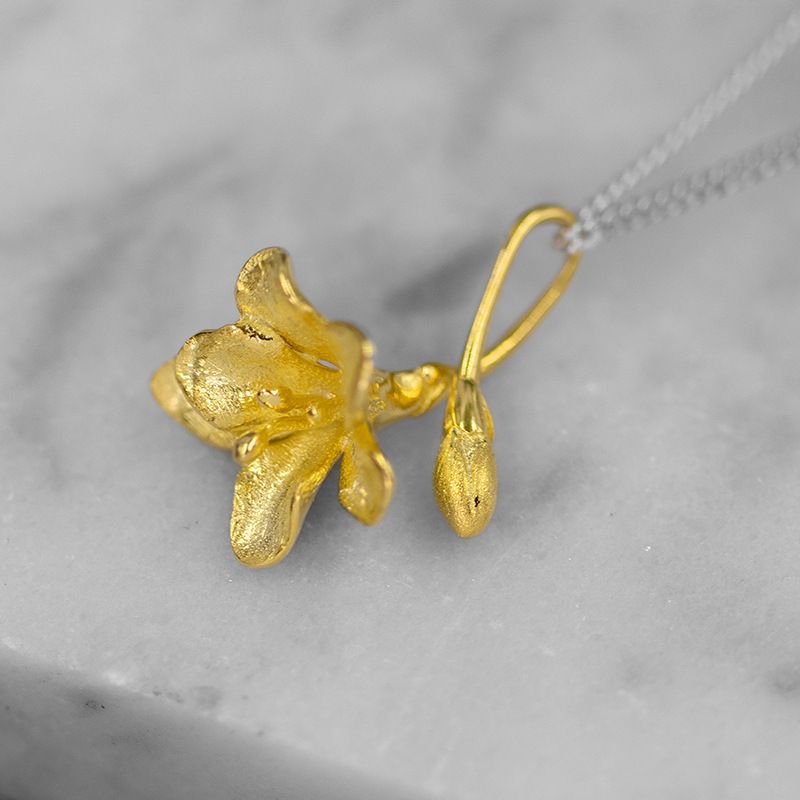 Floral Pendant Necklace in Gold and Silver