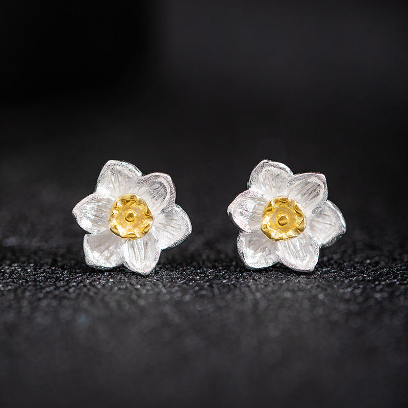 Crystal Daffodil Flower Stud Earrings for Renewal Energy