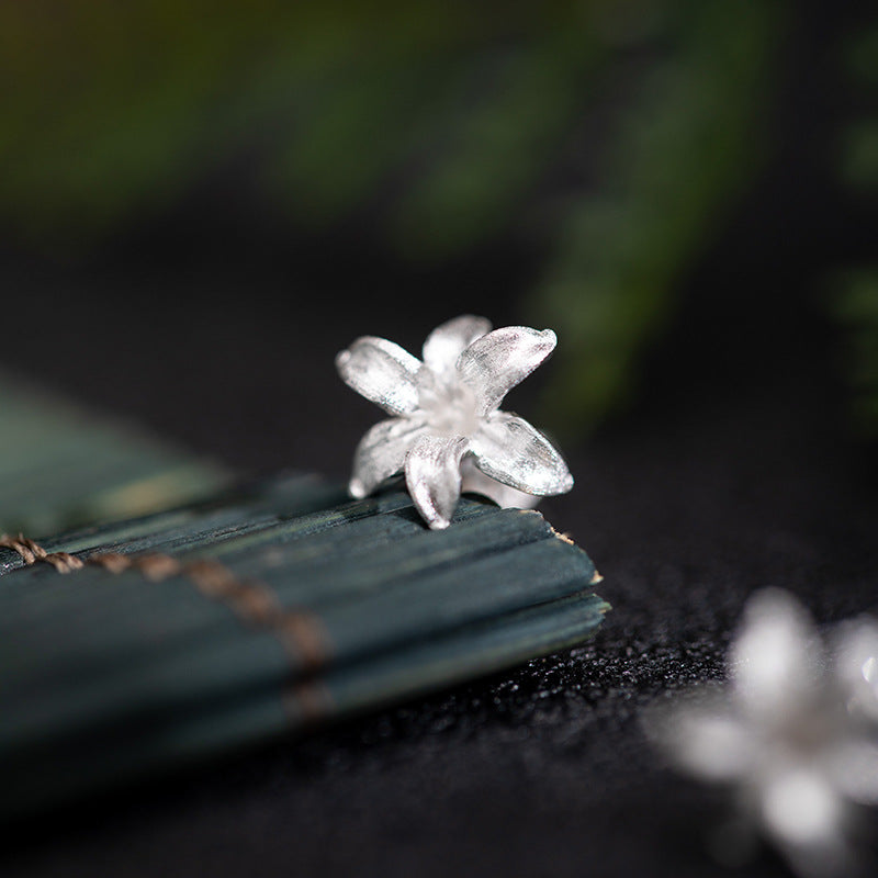 Lily Flower Stud Earring – Sterling Silver Botanical Jewelry