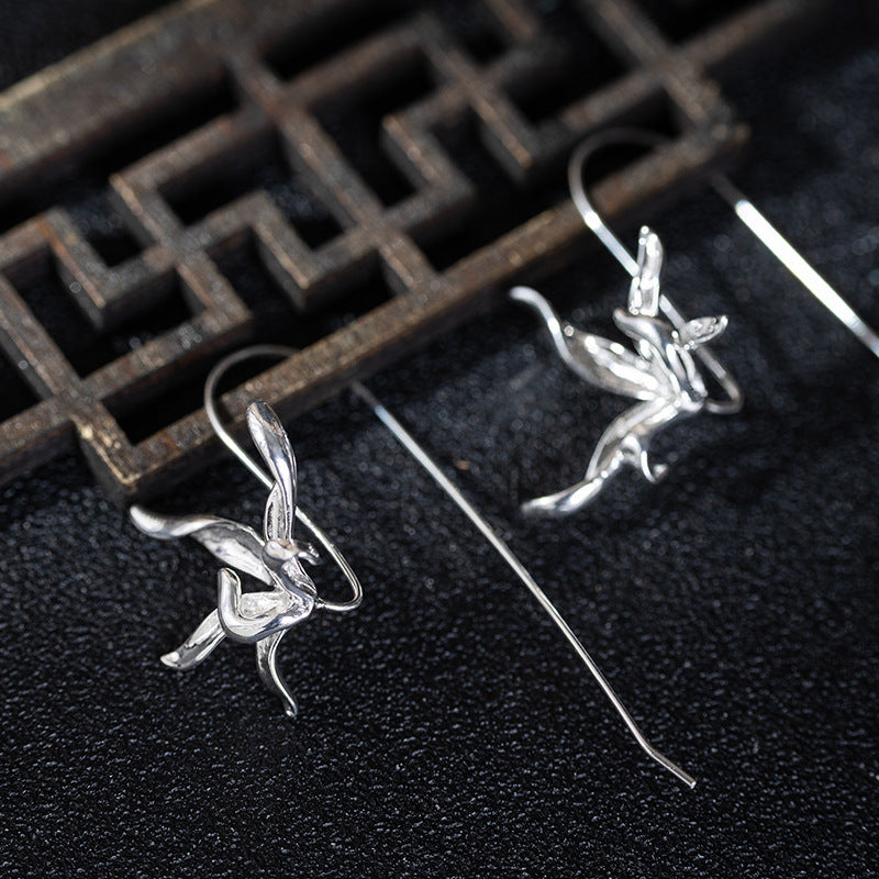 Silver Stamen Drop Earrings – Floral Minimalist Design