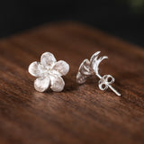 Handmade Silver Flower Stud Earrings – Nature-Inspired Beauty